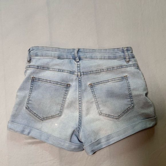 H&M low waisted light blue Jean shorts🐣 - Picture 2 of 2